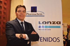 Ricardo Santoyo, gerente de Ventas de Pharmachem
